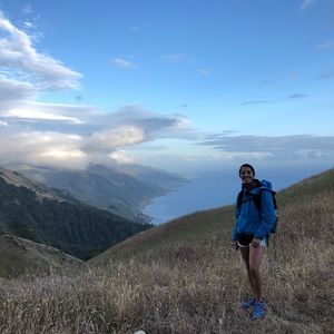 Meet your Posher, Nicole